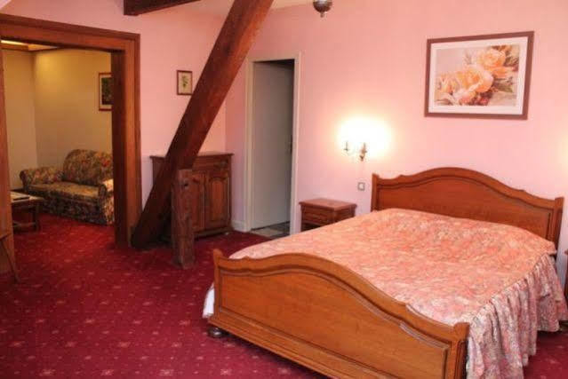 Hotel Aux Armes De France Ammerschwihr Exterior foto